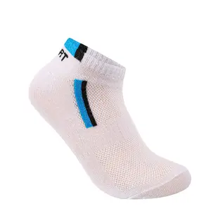 Vente en gros de chaussettes courtes pour hommes de haute qualité, en maille respirante et absorbant la sueur, chaussettes de sport à la mode avec logo blanc