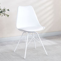 Chaises de salle à manger en plastique PP de style nordique moderne avec pieds en métal et coussin moelleux pour la cuisine, le restaurant, la maison, le bureau