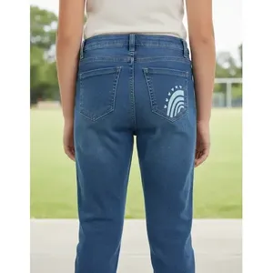 Jeans de Pierna Recta para Niña Adrenaline, Cintura Media, 100% Algodón Denim, Bolsillos Estampados, Estilo Simple y Moderno, Modelo 51003 - Product Image 1