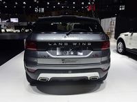 La Chine exporte des voitures d'occasion de haute qualité : Landwind X7 2.0T de 2016. Modèles populaires en stock.