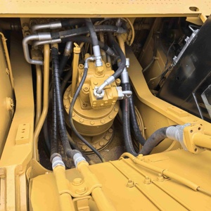 Excavatrice sur chenilles Caterpillar 330D2L d'occasion, modèle 2016, capacité de godet 1,5 m³, poids opérationnel 40 tonnes, composant de pompe essentiel fabriqué au Japon - Product Image 5