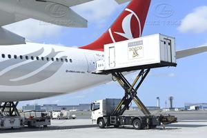 Vehículo de Catering Aéreo Isuzu de Alta Calidad para Equipos de Apoyo en Tierra de Aeropuertos - Product Image 6