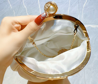 Sac de Soirée Fourre-Tout pour Femme Très Vendu avec Chaîne, Sac à Main de Luxe Haut de Gamme pour Femme, Pochette de Dîner en Strass Tendance, Sac à Main Élégant pour Dames