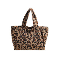 Sac fourre-tout tendance grande capacité imprimé léopard, sac bandoulière décontracté en fausse fourrure pelucheuse style célébrité