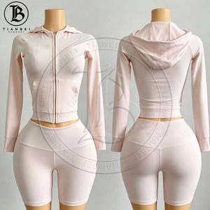 <span class=keywords><strong>Conjunto</strong></span> Deportivo para <span class=keywords><strong>Mujer</strong></span>, con Logotipo Personalizado, Top Corto con Capucha, Chaqueta de Manga Corta, Pantalones Cortos con Cordón, Ropa Deportiva, <span class=keywords><strong>Conjunto</strong></span> de Ropa Activa para <span class=keywords><strong>Mujer</strong></span> - Product Image 4