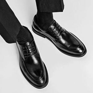 Zapatos de Fiesta para Hombre, Nuevo Estilo 2025, Zapatos Casuales de Alta Calidad, Hechos de Cuero Vacuno, Zapatos Formales de Negocios - Product Image 1