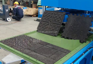 COLLE À CARREAUX EN CAOUTCHOUC À BASE DE MDI SANS SOLVANT ÉCOLOGIQUE FABRIQUANT UN LIANT EN <span class=keywords><strong>PU</strong></span>