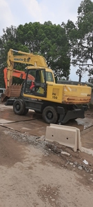 Excavadora de orugas multifunción coreana original Komatsu de alta eficiencia Hyundai en buen estado a la venta - Product Image 4