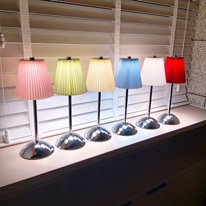 <span class=keywords><strong>Lampada</strong></span> da Tavolo LED Personalizzabile Moderna con Corpo Argentato, Paralume in Tessuto, Portatile, Ricaricabile, Dimmerabile a Tocco e Protezione per gli Occhi - Product Image 2