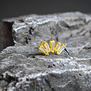 Zoryn Wholesale G23 Model 1 <b>Titanium</b> Alloy Five Zircon <b>Stud</b> Earrings Unisex High-End Jewelry Gold Plating - Product Image 3