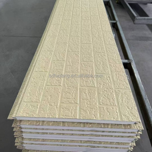 Matériaux de construction, bardage métallique, panneaux sandwich en PU avec une largeur de 500 mm pour la décoration extérieure et l'isolation des maisons préfabriquées - Product Image 6
