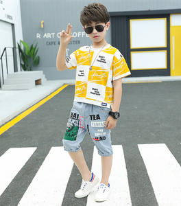 Vente en gros de vêtements pour enfants, nouveaux modèles, ensembles de vêtements pour enfants, t-shirt vintage et pantalon en jean pour garçon - Product Image 3