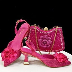 Set di <span class=keywords><strong>Scarpe</strong></span> e Borsa con Strass Design alla Moda per Donne, <span class=keywords><strong>Scarpe</strong></span> con <span class=keywords><strong>Tacco</strong></span> Alto 7CM e Set di Borse per Abbigliamento da Cerimonia - Product Image 1