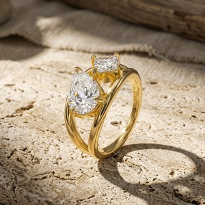 Bague en Moissanite Taille Poire 7*10mm pour <span class=keywords><strong>Femme</strong></span>, Vente en Gros Usine, en Argent Sterling 925 Plaqué Or 18K, Bijou Étanche pour Fête - Product Image 3