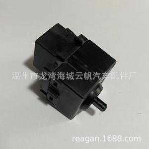 สวิตช์แอร์ YF-8751 สีดำ สำหรับอะไหล่ควบคุมการไหลของอากาศ - Product Image 1