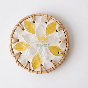 Posavasos Redondo de Mimbre con Arte de Concha de Nácar Hecho a Mano, Tapetes Rústicos para Bebidas, Decoración para Mesa de Café, Colección de Regalos - Product Image 2