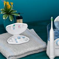 Hydropulseur dentaire irrigateur oral pour les dents gencives accolades soins dentaires avec 10 niveaux de pression 5 embouts de jet d'eau pour la famille