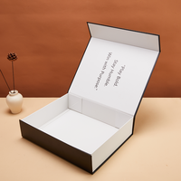 Boîte cadeau personnalisée style livre avec fermeture magnétique, en carton rigide, pour électronique, cosmétiques, soins de la peau, avec insert.