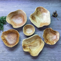 Vente en gros usine : Assiettes à fruits en bois massif sculpté en forme de tasse et bols de grande taille pour salons, assiettes à fruits créatives, bols en bois