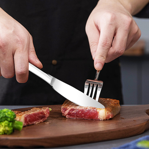 Ensemble de vaisselle moderne <span class=keywords><strong>en</strong></span> acier inoxydable pour restaurants, y compris cuillères <span class=keywords><strong>en</strong></span> <span class=keywords><strong>argent</strong></span> à bas prix, fourchettes et couteaux pour les fêtes et les familles - Product Image 2