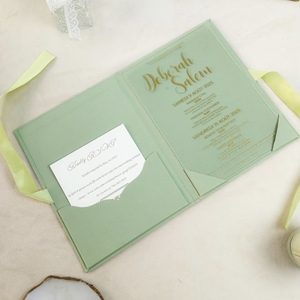 Invitación de Boda en Color Verde Salvia con Impresión Vainilla, Logotipo Personalizado, Cierre con Cinta de Raso Dorada, Tarjeta de Felicitación en Papel Artístico - Product Image 1