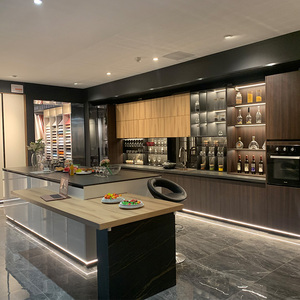 2025 Nieuwe Ontwerp Op Maat Gemaakte Luxe Waterdichte Brandwerende Matte Slimme Houten Keukenkasten - Product Image 2