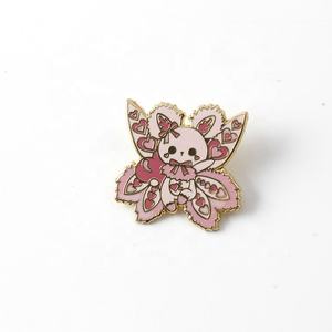 Pins de Esmalte Personalizados al por Mayor de Fábrica - Pins de Solapa de Esmalte Duro con Baño de Oro/Oro Rosa, Insignias de Metal Fundido a Presión de 2 Pulgadas - Product Image 3