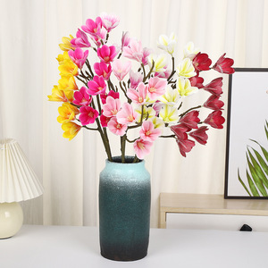 ดอกแมกโนเลียประดิษฐ์จาก Yiwu Datuo Florist ขนาด 20*95 ซม. เป็นมิตรกับสิ่งแวดล้อม เหมาะสำหรับตกแต่งงานแต่งงาน คุณภาพสูง ผลิตจากพลาสติกเลียนแบบ - Product Image 1