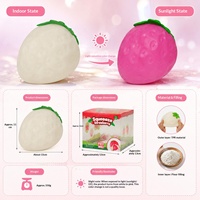 Jouet Squishy Photochromique Fraise à Presser, Grande Balle Anti-Stress à Rebond Lent, Jouet Sensoriel Doux pour la Décompression