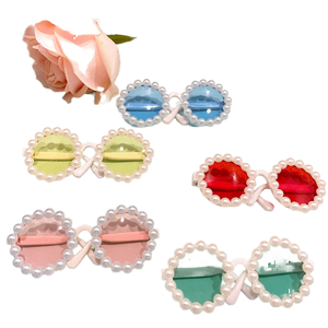 Nouveaux accessoires de gros pour animaux de compagnie : lunettes d'été mignonnes en plastique pour chats et petits chiens, idéales pour les accessoires photo - Product Image 1