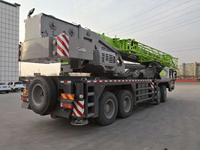 Grue mobile hydraulique de 70 tonnes à forte capacité de levage avec flèches principales à 5 sections ZTC700V – Prix direct usine chinoise