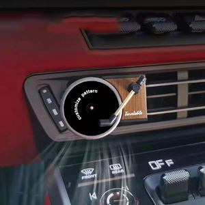 56h nhà máy bán hàng trực tiếp làm mát không khí xe tùy chỉnh-xe khuếch tán Vent Clip có sẵn trong nhiều màu sắc với 3 Refill Pads - Product Image 2