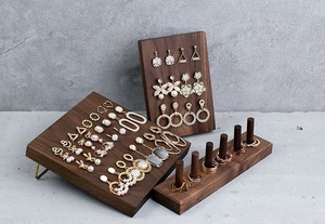 Pendientes creativos de nogal, almacenamiento de anillo, soporte de exhibición de joyería, estante de madera, exhibición de joyería - Product Image 6