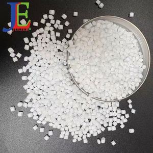 Fabricant chinois de granulés vierges PET CR8863/8816/8828, matière première plastique, résine PET, granulés PET de qualité bouteille - Product Image 1