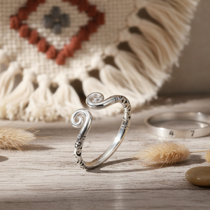 Vendita calda Trending Fashion anelli da Cocktail per ragazze serpente fiore Punk Boho gioielli minimalisti intarsio amante numero all'ingrosso - Product Image 3