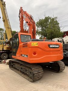 Excavadora de cadenas Doosan DX140LC de 12 toneladas con cucharón hidráulico de 0.2m y válvula Kawasaki, equipo de construcción usado - Product Image 2