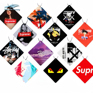 Ambientador para Auto con Aroma a Colonia, Evaporación Natural, Papel <span class=keywords><strong>de</strong></span> Algodón, Adorno Colgante para Espejo Retrovisor, Aroma Duradero, Eliminación <span class=keywords><strong>de</strong></span> Olores - Product Image 1