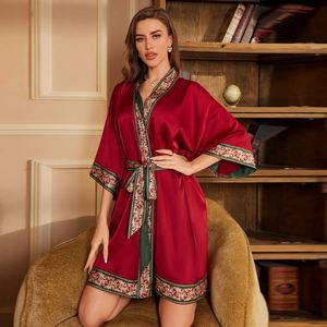 2026 Nuova Collezione Estiva di Alta Qualità, Elegante Vestaglia da Notte e Accappatoio da Donna in Raso di Poliestere con Scollo a V, Stile Retrò Cinese, Lussuosa e Nobile - Product Image 4