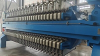 Presse à filtre à tissu filtrant mobile pour la déshydratation des concentrés et le traitement des résidus dans l'exploitation minière et la métallurgie