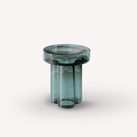 Table basse de salon en verre coloré au design moderne et populaire