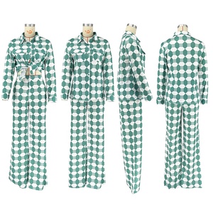 D88215 nuovi arrivi abbigliamento da <span class=keywords><strong>donna</strong></span> 2024 alla moda camicie geometriche a maniche lunghe pantaloni larghi due pezzi Set Casual da <span class=keywords><strong>donna</strong></span> - Product Image 3