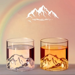 <span class=keywords><strong>Bicchiere</strong></span> da Whiskey di Alta Qualità in Vetro Borosilicato Trasparente da 180ML con Vista Montagna, Creativo <span class=keywords><strong>per</strong></span> Casa e Bar - Product Image 2