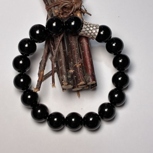 Bracciale in <span class=keywords><strong>ossidiana</strong></span> nera naturale da 10 mm con ciondolo in argento da 7 mm, pietra energetica curativa, gioiello protettivo per uomo e donna, 17 cm - Product Image 4