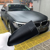 Film de protection de carrosserie en PET givré noir mat satiné, épaisseur 6 mil, anti-sable, anti-rayures, sans bulles d'air, auto-adhésif