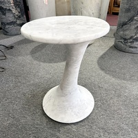 Table basse en marbre blanc Bianco Carrara poli, design unique et personnalisé, en pierre naturelle, pour salon