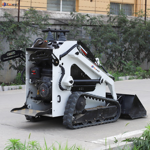 Yaweh mesin pemuat Skid Mini diesel penjualan terbaik dengan kapasitas pemuatan 500kg 700kg 850kg 950kg <span class=keywords><strong>1000kg</strong></span> - Product Image 4