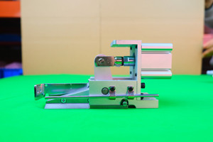 Máquina de Coser Industrial RONMACK RM-KF, Manual, de Cama Plana, para Uso Doméstico, con Función de Presillas para Cinturones y Orejeras, con Múltiples Agujas, 2000C - Product Image 4