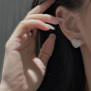 Pendientes de Plata de Ley S925 con Forma de Corazón Cepillado, Diseño Simple de Estrella Retro Vintage de Arte Francés - Product Image 2