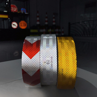 Nastro Riflettente Omologato ECE 104R, Nastro Retro-Riflettente Stampabile e Indistruttibile, Adesivi Riflettenti per Auto