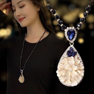 Fashion Sweater Chain Flower Shape Zinc Alloy Crystal Pendant Party Jewelry Long Necklace - Product Image 2